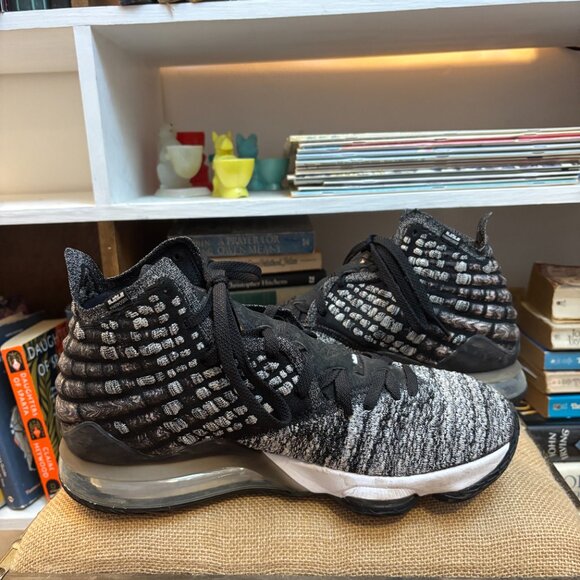 Nike Air Zoom LeBron 17 "black/white - Picture 2 of 6